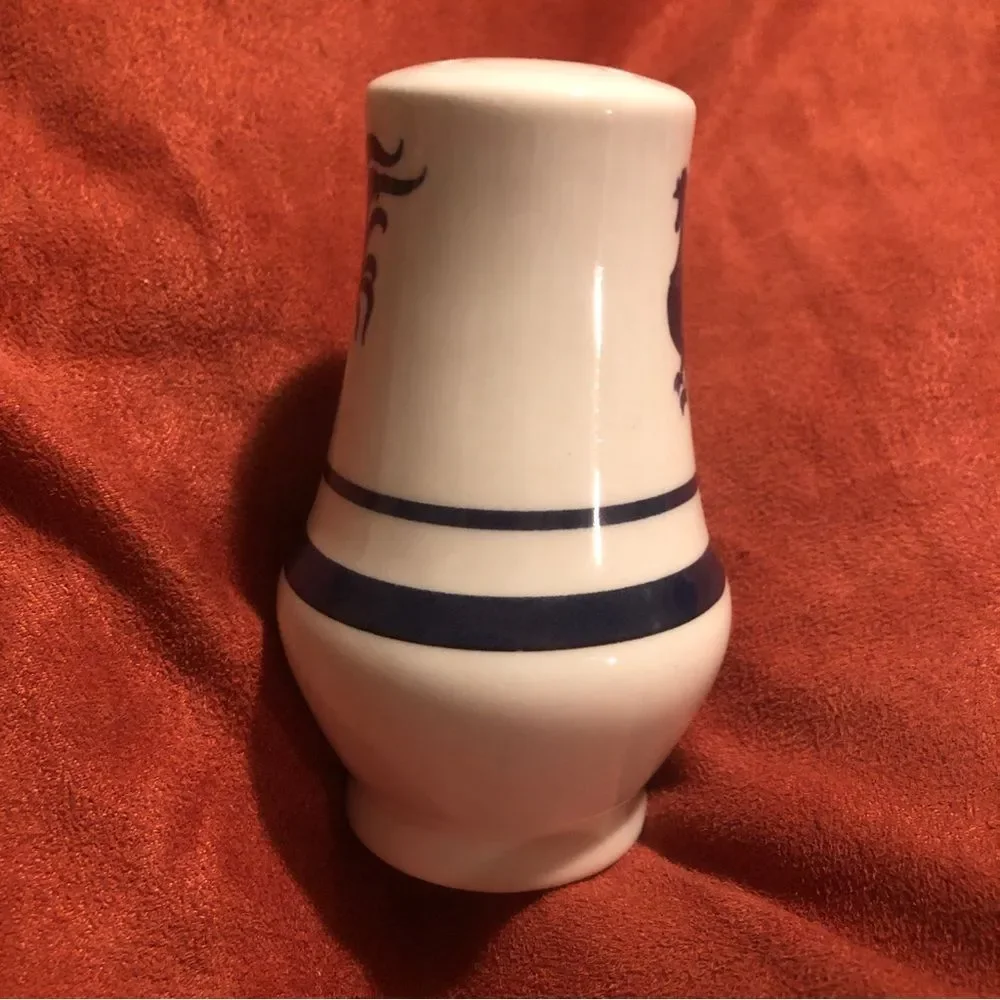 Home Blue And White Ceramic Rooster Salt Shaker Vintage country kitchen‎
